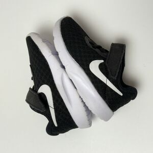 Nike Tanjun EasyOn TDV Toddler Shoes 4C Black White Lightweight Sneakers Baby